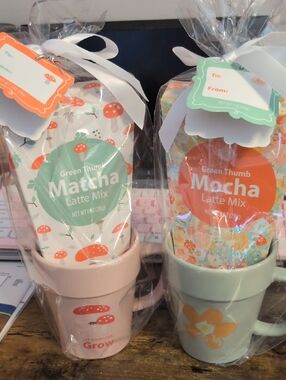 Matcha Latte,And Mocha Mix Gif t Set - Pink Mug, Green Coffee Mug